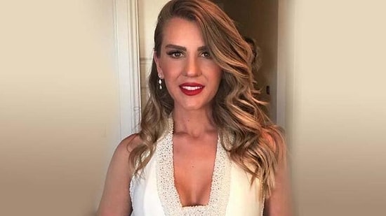 Esra Erol'un Kardeşi Eda Erol Görenleri Şaşırttı! Eda Erol'un Son Hali...