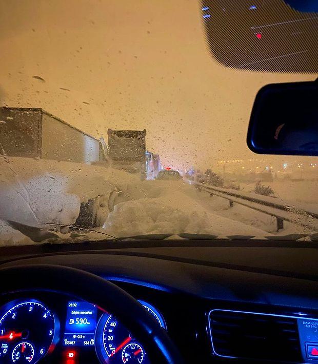 Bir Şehir Adeta Kara Teslim! Kar Yağışının Hayatı Durdurduğu Gaziantep'te Yetersiz Müdahale İsyan Ettirdi