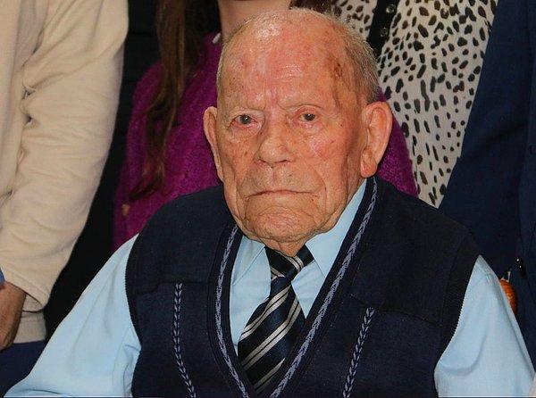 Dünyada yaşayan en yaşlı erkek olan Saturnino de la Fuente Garcia dün sabah memleketi İspanya'nın León kentinde hayatını kaybetti.