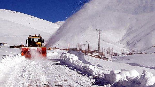 Bingöl'de 281 köy yolu ulaşıma kapandı