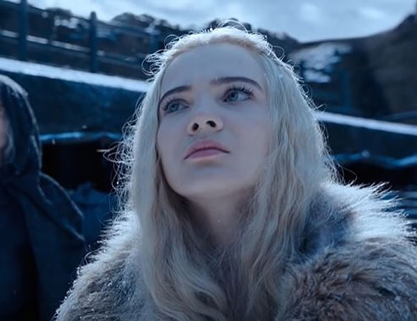 10. Куча макияжа и идеально уложены волосы. Как я могу наслаждаться постапокалиптическим фильмом, если главная актриса выглядит как участница конкурса красоты?