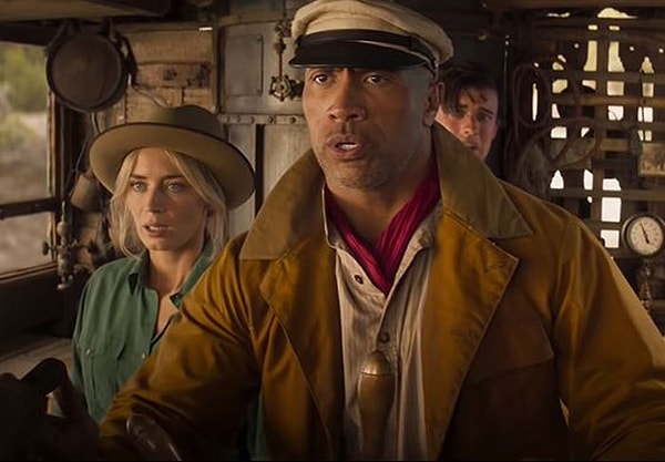 13. Когда два главных героя быстро влюбляются, особенно если они изначально ненавидели друг друга