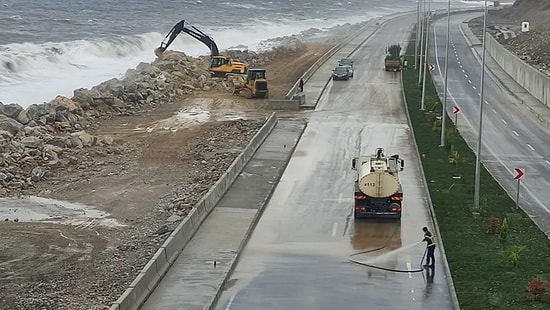 Açılışı Yapılacak Yolu Dalgalar Bastı, Erdoğan'ın Ziyareti Ertelendi