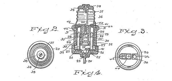 Bu durum 1904’te Harvey Hubbell’ın ilk çıkarılabilir elektrik fişinin patentini almasıyla değişti.