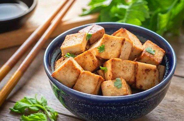 9. Tofu, yemeklerinize biftekten daha ucuz bir fiyata aynı tadı verebilir.