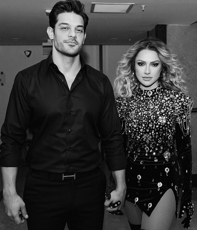 Bildiğiniz üzere, Hadise ve iş insanı Mehmet Dinçerler bir süredir beraber.