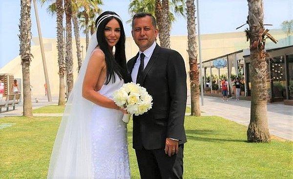 Gülşen'in 2016 yılında nikah masasına oturduğu eşi Ozan Çolakoğlu da günlerdir durmak bilmeyen yorumlara dayanamamış olacak ki sonunda bugün bir yorum yaptı!