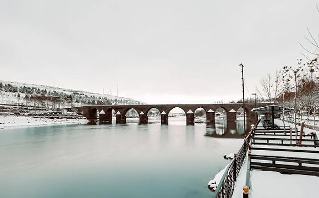 7. On Gözlü Köprü