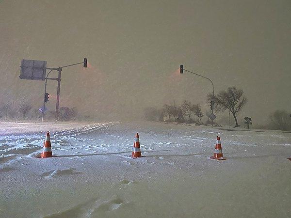 Kar ve tipi nedeniyle Tokat-Sivas kara yolu ulaşıma kapandı