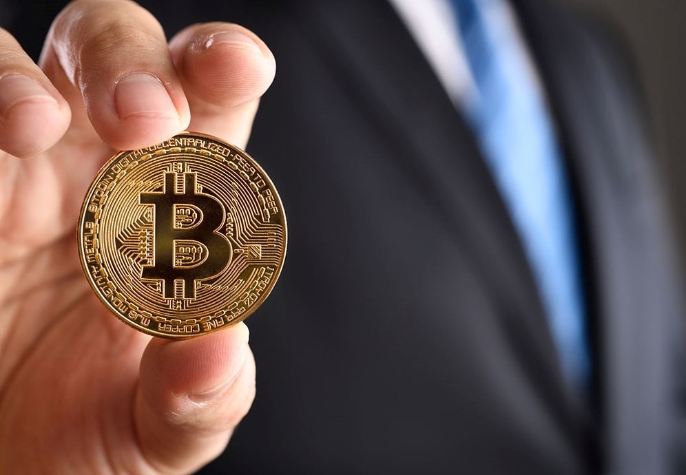 Bitcoin Sert Düştü: Teknoloji Hisseleri Taban Yaptı