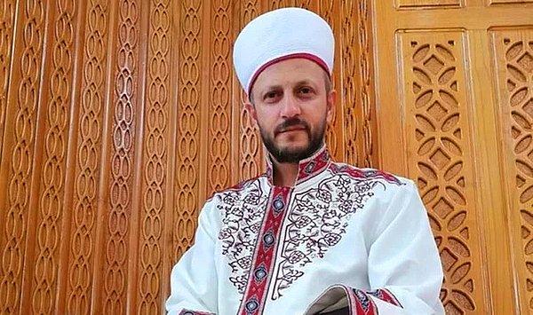 7. Samsun'da imamlık yapan Vedat Aydın, cumhurbaşkanına hakaret davasından tutuklanan Sedef Kabaş hakkında çirkin paylaşımlarda bulundu.