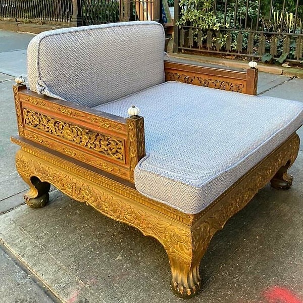 12. Удачно вышел на улицу