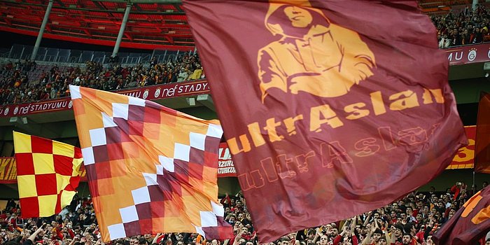 ultrAslan'dan Burak Elmas'a İstifa Çağrısı