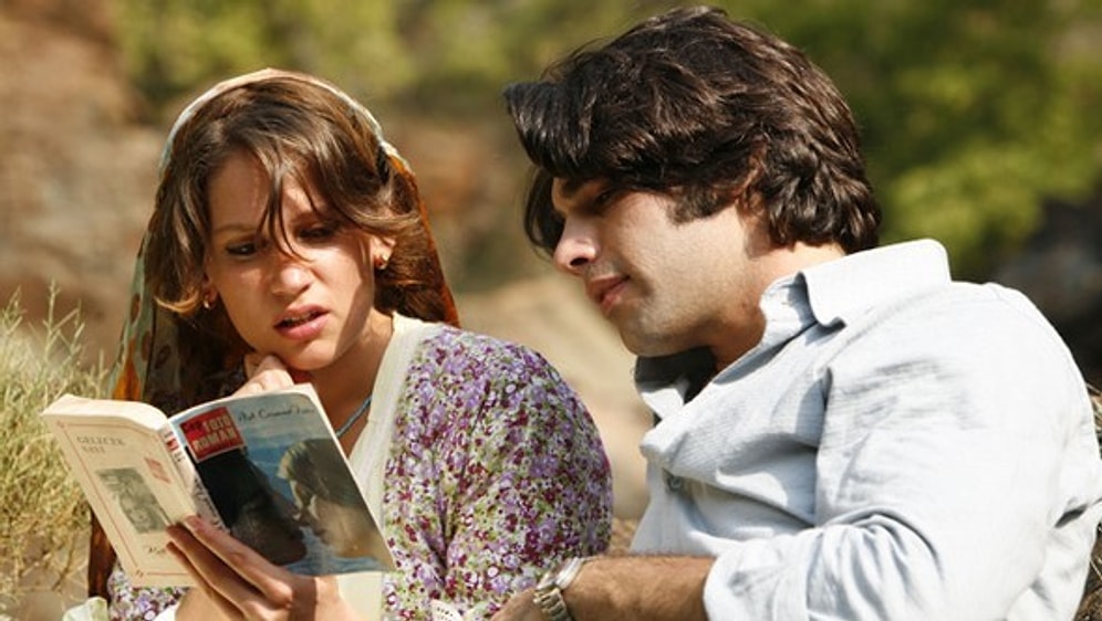 Ekşi Elmalar Filmi Konusu Nedir? Ekşi Elmalar Filmi Oyuncuları Kimlerdir? Ekşi Elmalar Filmi Nerede Çekildi?