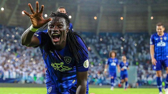 Sözleşmesi Sona Eren Bafetimbi Gomis İçin 2 Türk Kulübü Devrede