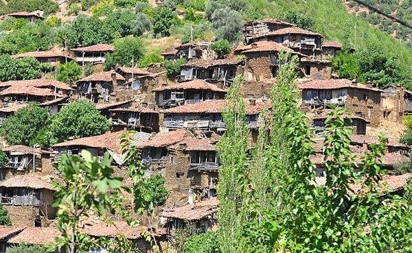 10. Kaderine terk edilmiş bir değer Lübbey Köyü (İzmir):