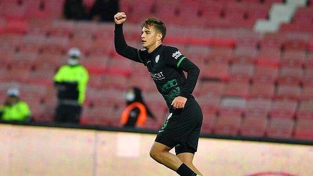 Trabzonspor'da Transfer Şov Devam Ediyor! 3 Futbolcuyla Resmen Anlaşıldı