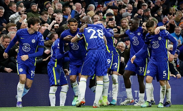 3. Chelsea - 883 milyon €