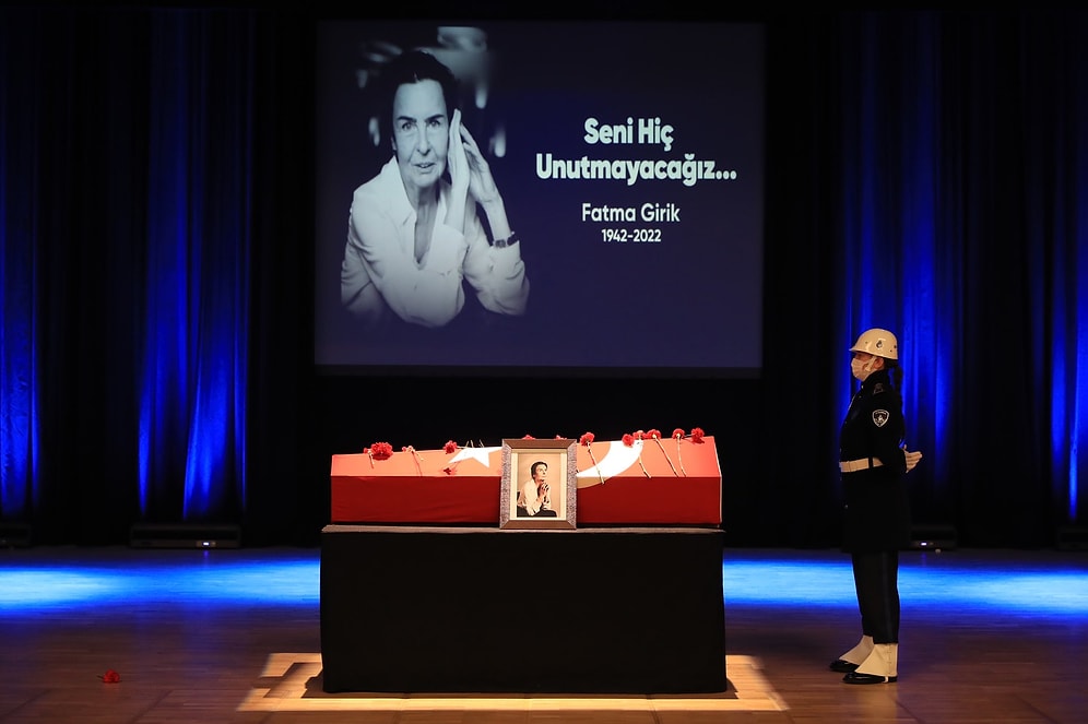 Hülya Koçyiğit, Girik'in Cenaze Töreninde Konuştu: 'Farklı Siyasi Kulvarlarda Görünüyor Olsak da...'