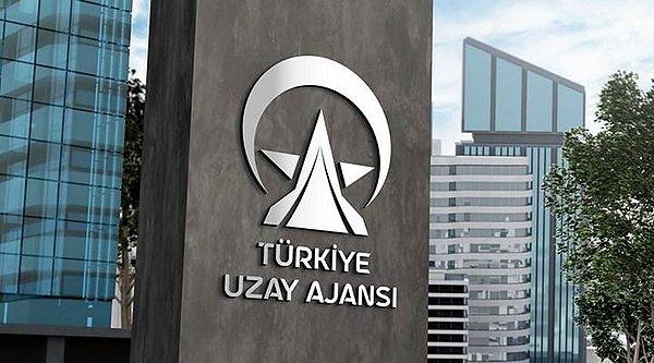 4. Deprem sarsıntılarını "Erdoğan’a teşekkür edilmemesine" bağlayan Sebze Üretim Tekniği Bölümü mezunu İlyas Haliloğlu, Uzay Ajansı’na Başkanlık Müşaviri olarak atandı.