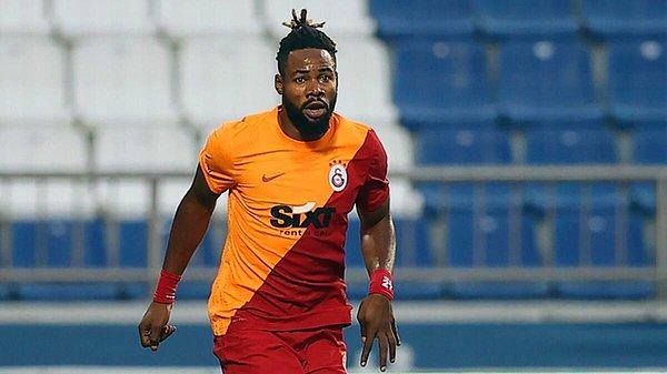Galatasaray 'a maliyeti 9 milyon Euro'nun üzerinde gelen ve beklentilerin altında kalan Luyindama ile yollar ayrılıyor. Sarı-Kırmızılı takım 28 yaşındaki stoperin transferi için Suudi Arabistan takımlarından Al-Taawon ile anlaşmaya vardı.