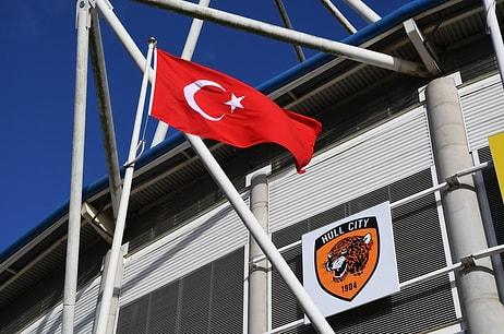 Acun Ilıcalı'nın Satın Aldığı Hull City'nin Stadyumuna Türk Bayrağı Asıldı