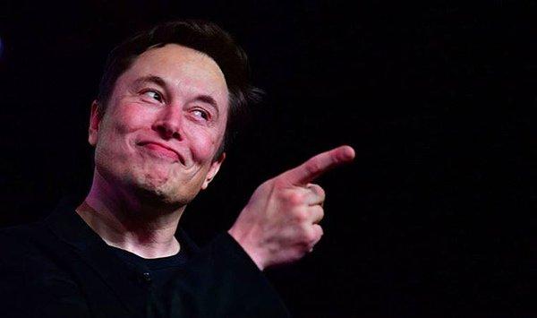 Dünyanın en zengin iş insanlarından olan Elon Musk bu sefer bir üniversite öğrencisiyle yaşadığı anlaşmazlıkla gündemdeki yerini koruyor.