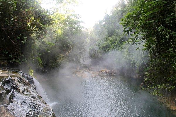 4. Kaynayan Nehir - Peru, Amazon (Shanay Timpishka The Boiling River - Peru, Amazon)