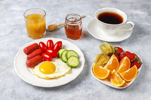 Kabak diyeti yaptığınız günlerde kahvaltıya çok daha önem vermelisiniz.