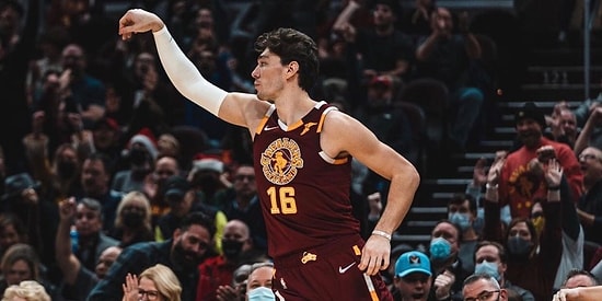 12 Asistle Kendi Rekorunu Kıran Cedi Osman NBA'de Geceye Damgasını Vurdu