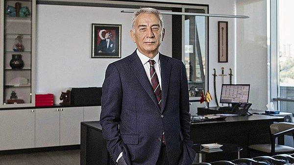 "Ben Galatasaray başkanı iken, bana tehdit yaptılar, ben o tehditlere boyun eğmeyeceğimi söyledim."