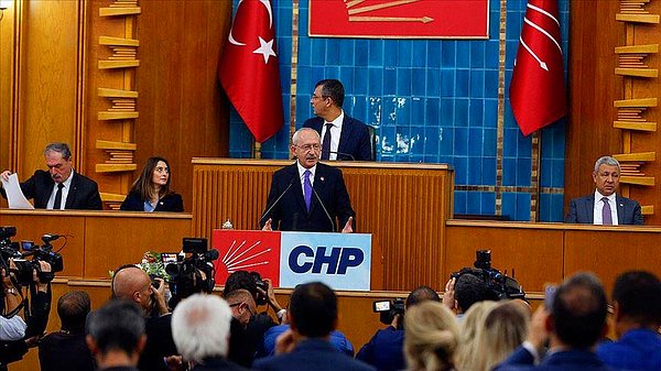 4. Kılıçdaroğlu, açıkladığı yolsuzluk dosyası sonrası kendine dava açan Cumhurbaşkanı'na sert sözlerle yanıt verdi.