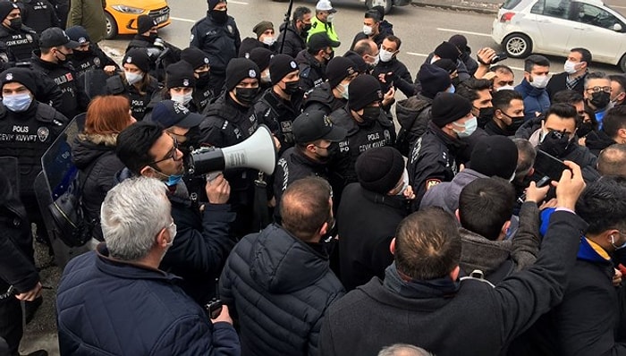 Polis Müdahalesiyle Uzaklaştırıldılar: Meclis Önündeki Protestoya İzin Verilmedi