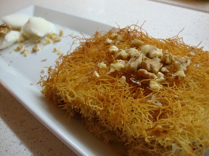 Cevizli Tel Kadayıf Tarifi: Kadayıf Nasıl Yapılır?