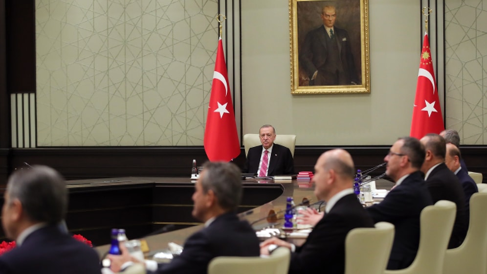 Revizyon Sinyalinde Sonra Kulisler Hareketlendi: 4 Bakanlıkta Değişikliğe Gidilecek