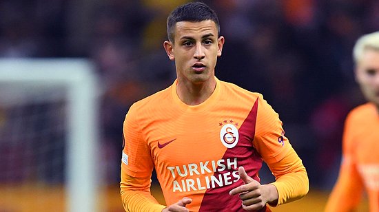 Galatasaray'da Bartuğ Elmaz Kadro Dışı Bırakıldı