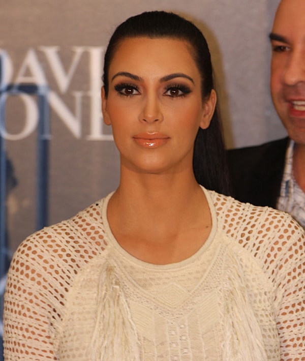 1. Одержимость личной жизнью знаменитостей