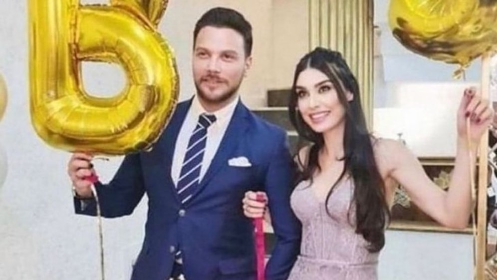 Sinan Akçıl ile Boşanacağı Konuşulan Burcu Kıratlı'dan Sürpriz Hamle! Sinan Akçıl-Burcu Kıratlı Boşanıyor mu?