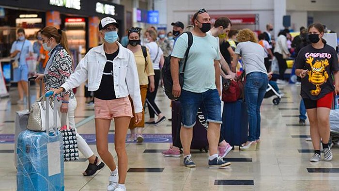 Bu Sene Tatil Kolay Gözükmüyor: Turizmde Yerli Turist Zorlanacak!