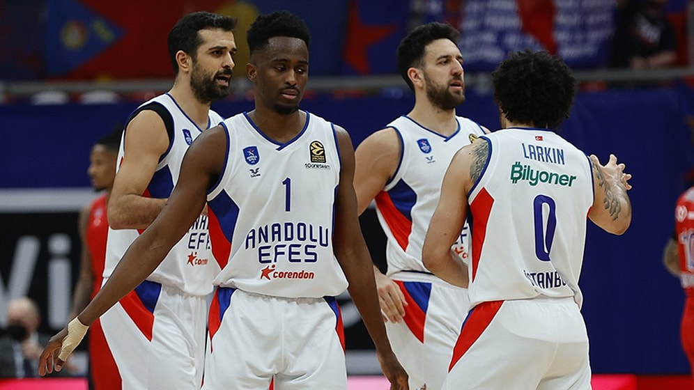 Anadolu Efes Uzatmalara Giden Müthiş Maçta CSKA Moskova'yı Devirdi