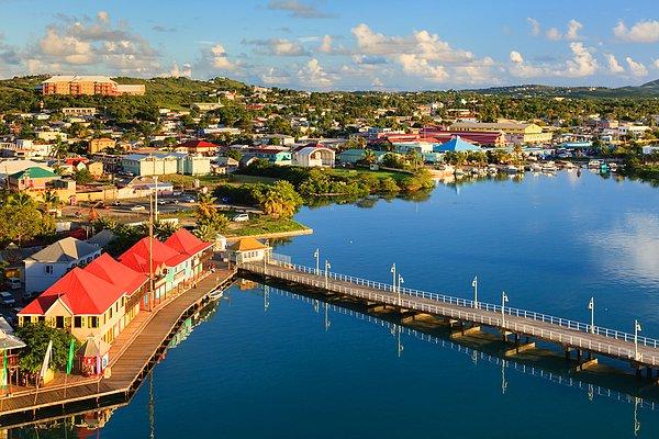 13. Antigua ve Barbuda