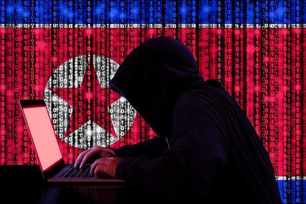 Kuzey Kore'deki internet kesintileri, ülkenin bir dizi silah testi gerçekleştirdiği sırada gerçekleşmiş ve bu durum bazı gözlemcilerin bunun yabancı bir ülkenin işi olabileceğini öne sürmesine yol açmıştı.