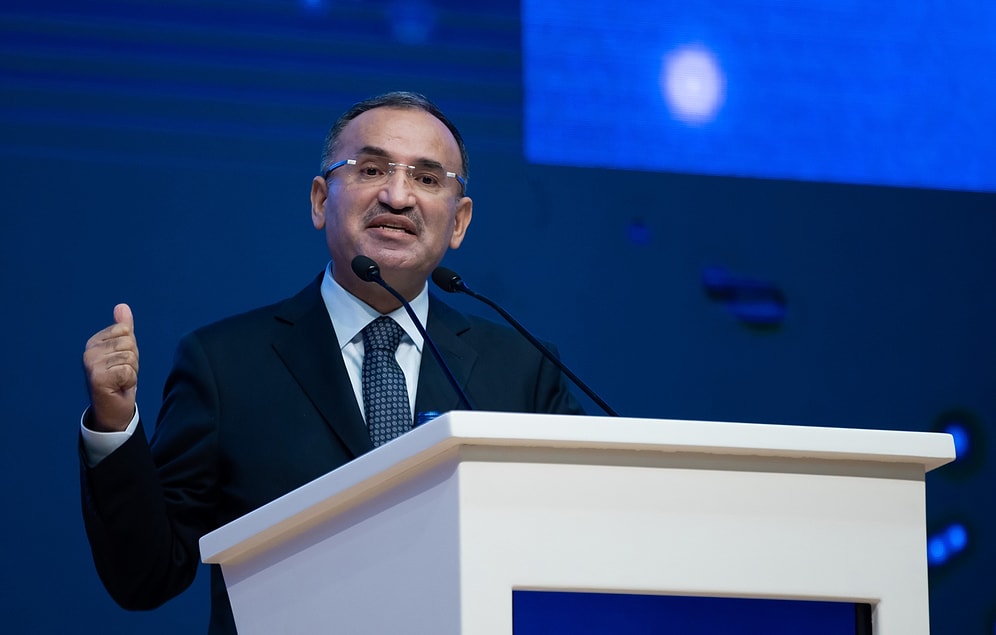 Adalet Bakanı: 'Cumhurbaşkanımıza Beddua Eden Kendini Bilmezleri Kınıyorum'