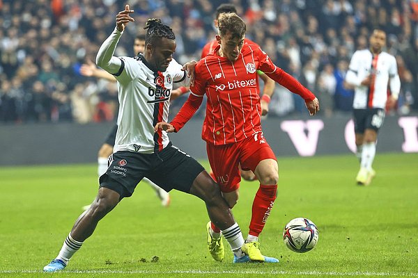 Beşiktaş , 24. hafta maçında Antalyaspor'u ağırladı.