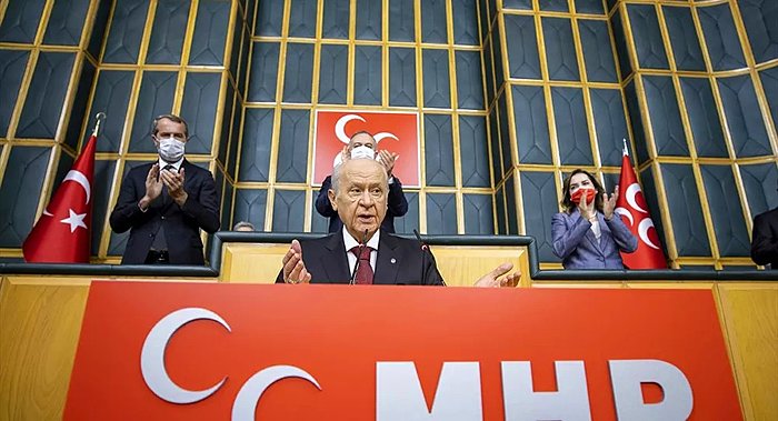 Bahçeli: 'Erdoğan'ın Yeniden Aday Olmasının Önünde Engel Yoktur'