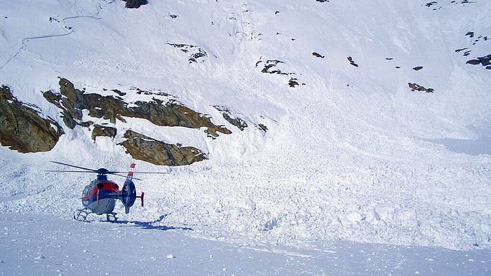 Avusturya'da 3 Günde 100'den Fazla Çığ Düştü, 9 Kişi Hayatını Kaybetti