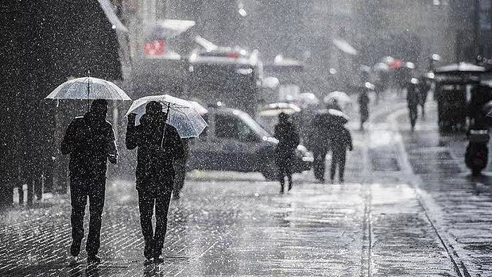 Meteoroloji'den 'Sağanak' ve 'Don' Uyarısı: Sıcaklık 12 Derece Azalacak