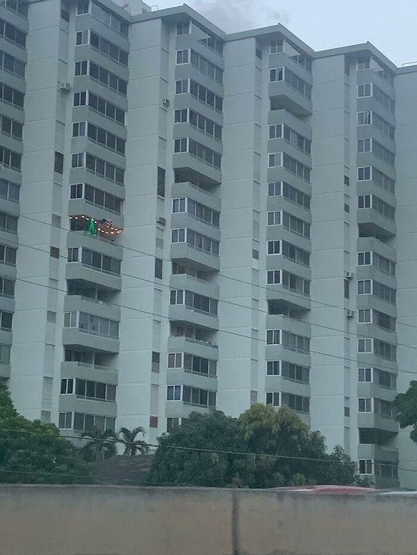 11. Я единственная квартира с праздничным духом