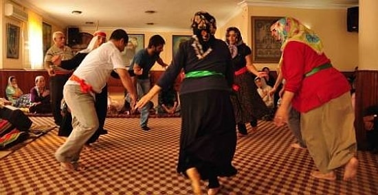 Alevi Dernekleri Cemevlerinin Elektrik Faturalarını Ödememe Kararı Aldı: 'Burası Ticarethane Değil İbadethane'