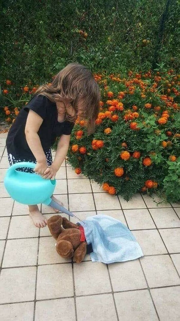 9. Да что этот медвежонок сделал?